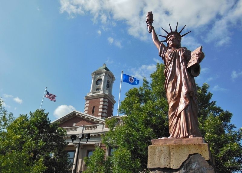 Donald Kozlik Memorial - Statue of Liberty Replica image. Click for full size.