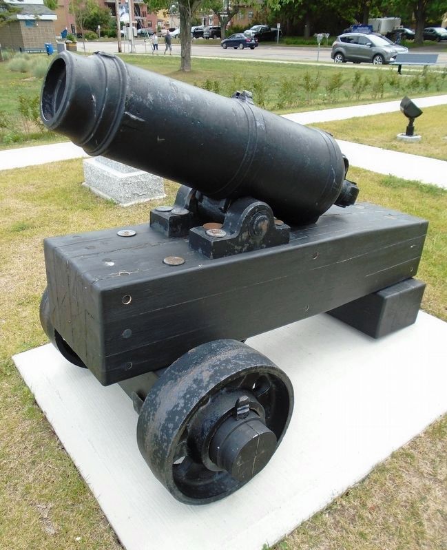 Cannon on Veterans Plaza image. Click for full size.