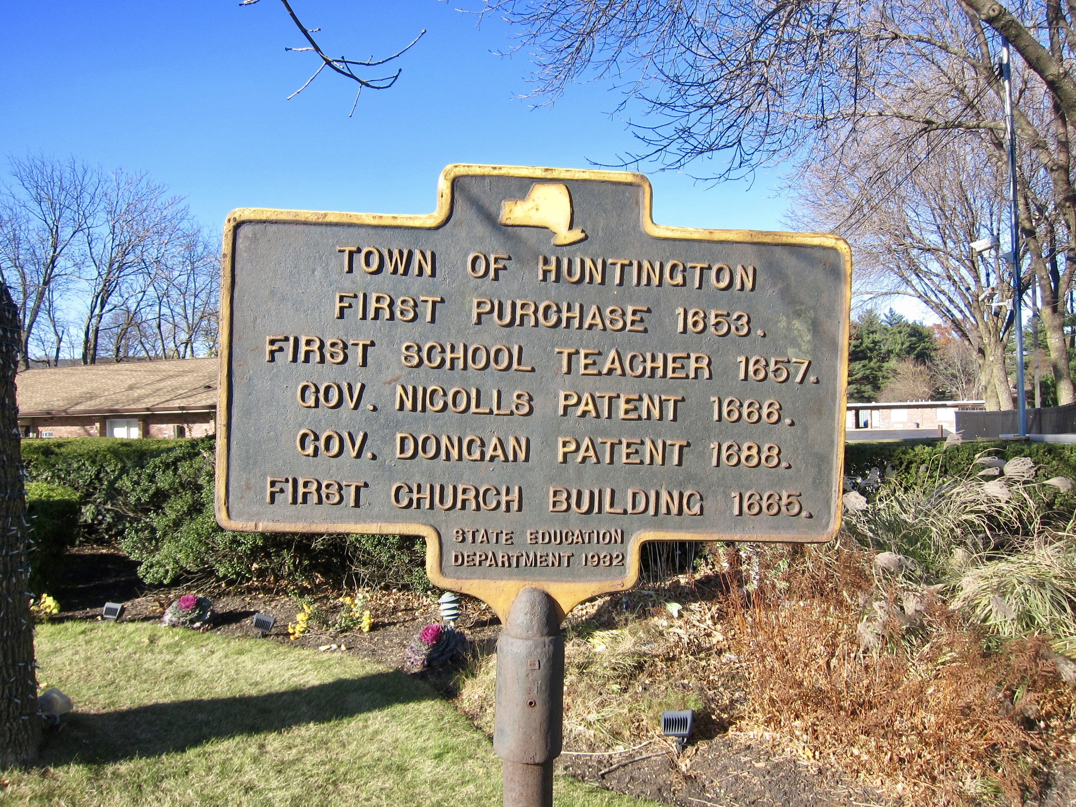Town of Huntington Marker