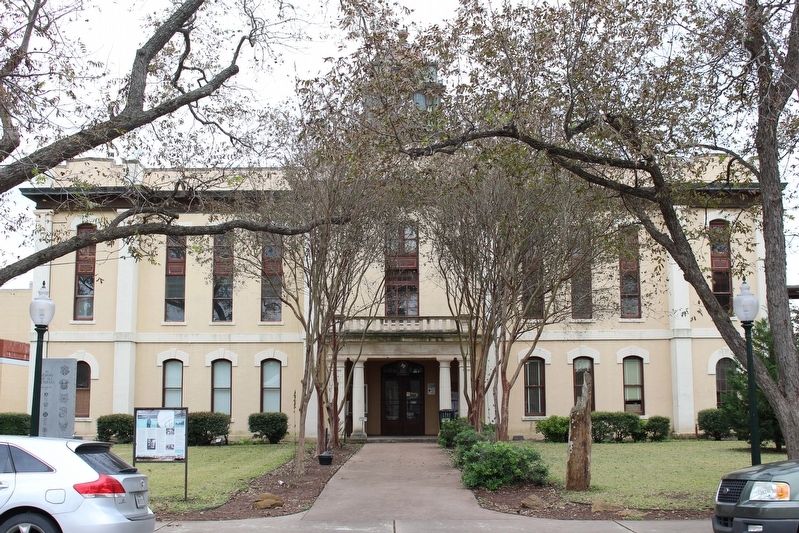 Bastrop County Courthouse image. Click for full size.