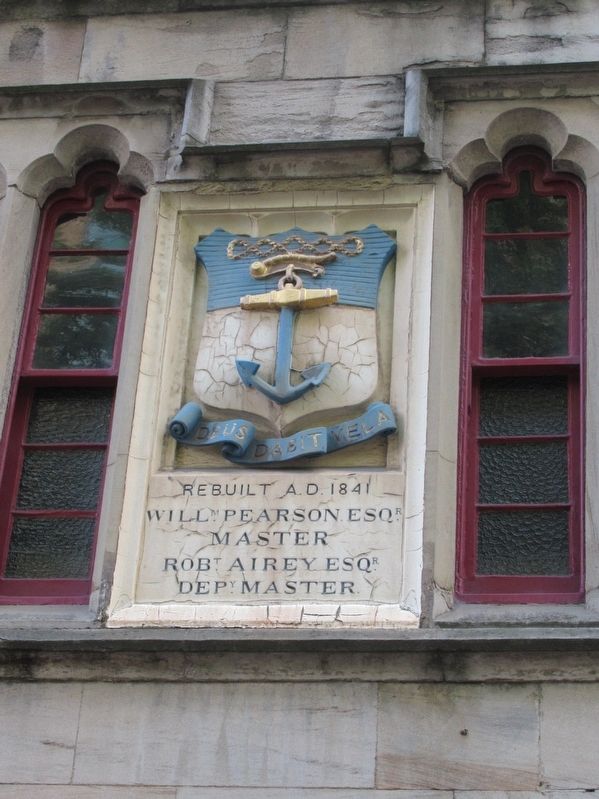 Plaque on Trinity House image. Click for full size.