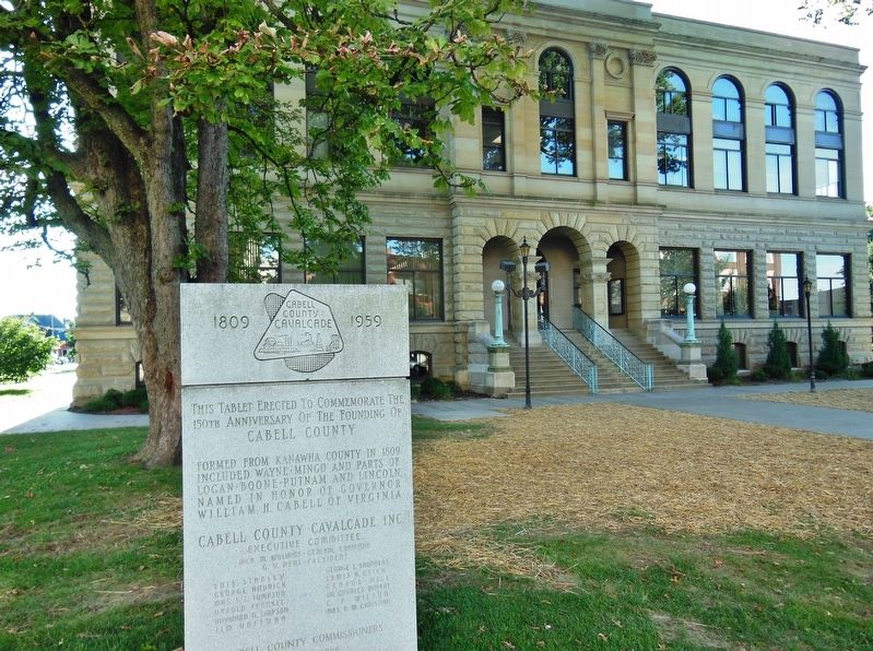 Cabell County Cavalcade Marker (<i>wide view; Cabell County Courthouse east side in background</i>) image. Click for full size.