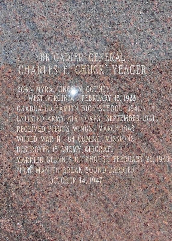 Monument detail: "front" panel (<i>south</i>) image. Click for full size.