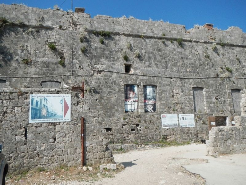 Fort Impérial and Marker image, Touch for more information