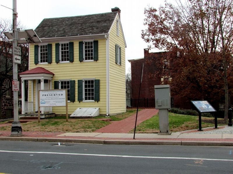 Alexander Douglass House on the Move Marker image. Click for full size.