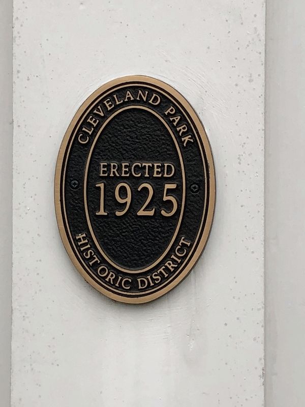 Additional plaque on the other side of the door image. Click for full size.