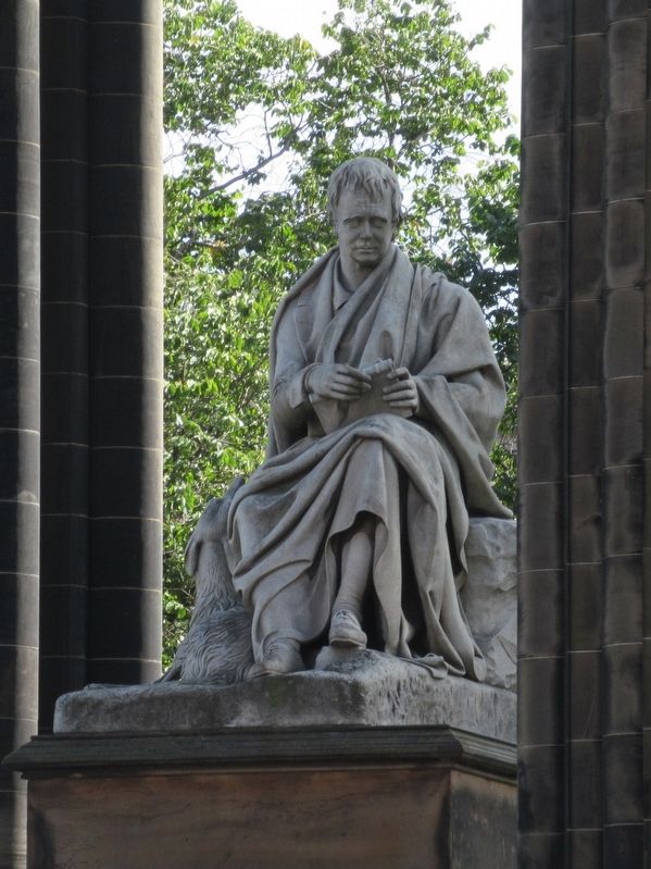 Statue of Sir Walter Scott in the Monument image. Click for full size.