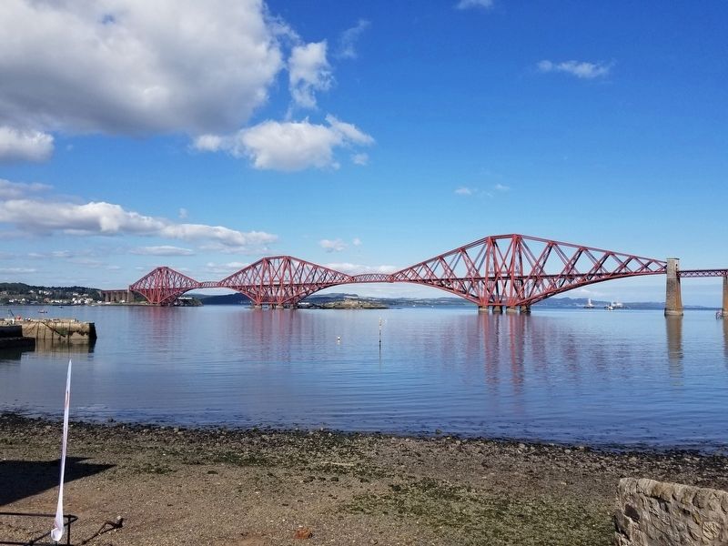 The Forth Rail Bridge image. Click for full size.
