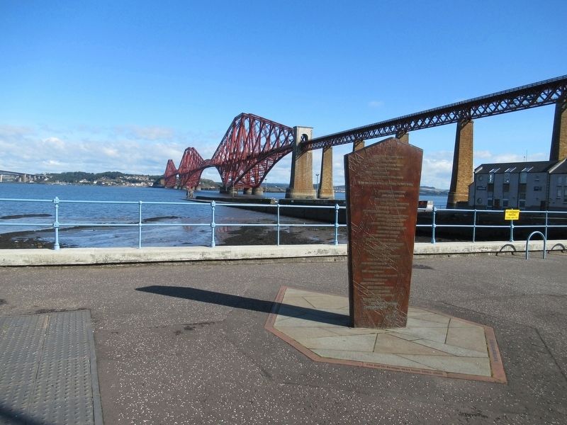 Briggers Memorial and the Forth Rail Bridge image. Click for full size.