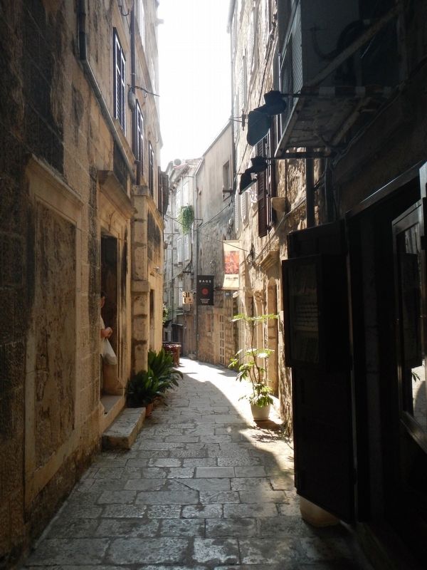 Old Town's narrow streets image. Click for full size.