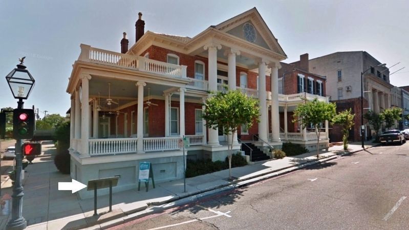 Intersection of North Pearl and Franklin streets Marker (<i>wide view; former Elks Lodge behind</i>). Click for full size. Intersection of North Pearl and Franklin streets Marker (<i>wide view; former Elks Lodge behind</i>) image. Click for full size.