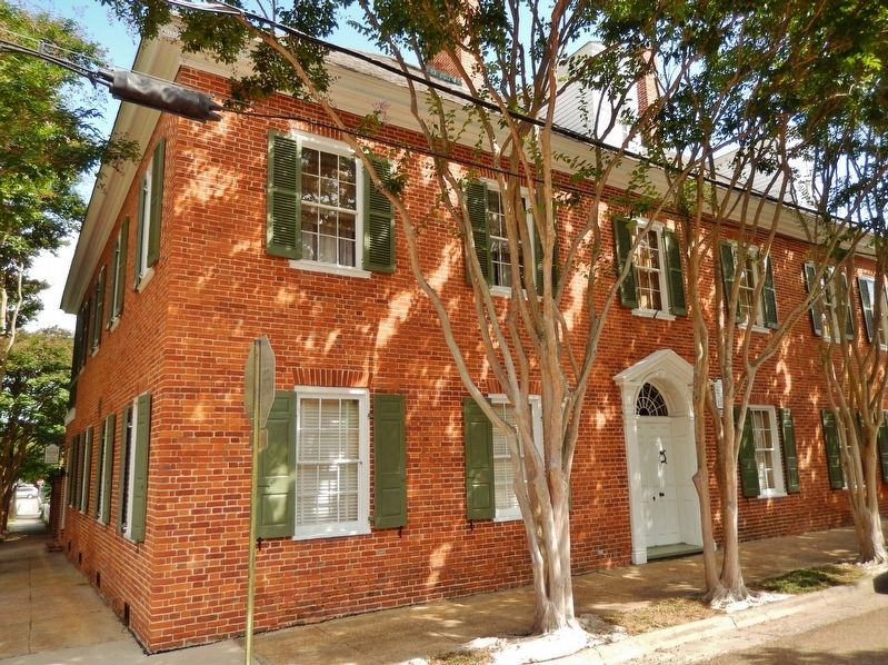 Texada (<i>corner view showing main entrance on South Wall Street</i>) image. Click for full size.