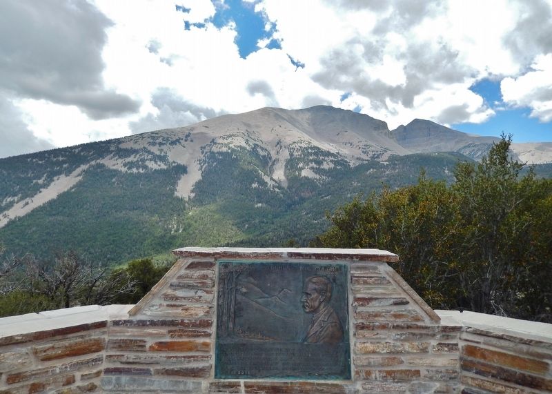 Stephen Tyng Mather Marker (<i>wide view</i>) image. Click for full size.