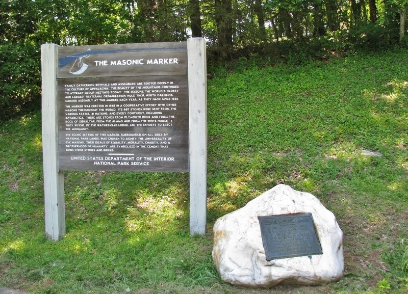 The Masonic Marker Marker (<i>wide view; showing dedication plaque beside marker</i>) image. Click for full size.