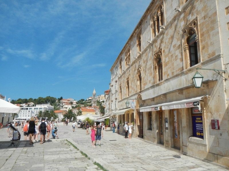 Hvar Piazza and Marker, on the far right image. Click for full size.