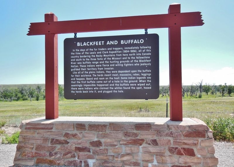 Blackfeet and Buffalo Marker (<i>wide view</i>) image. Click for full size.