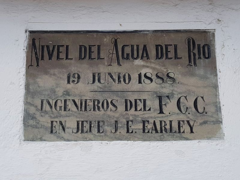 An additional marker on the Irapuato Cathedral indicating historic flooding in 1888 image. Click for full size.