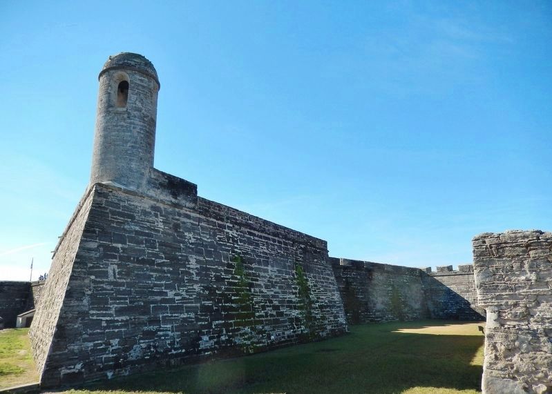 Castillo de San Marcos San Carlos Bastion and moat (<i>coquina walls</i>) image. Click for full size.