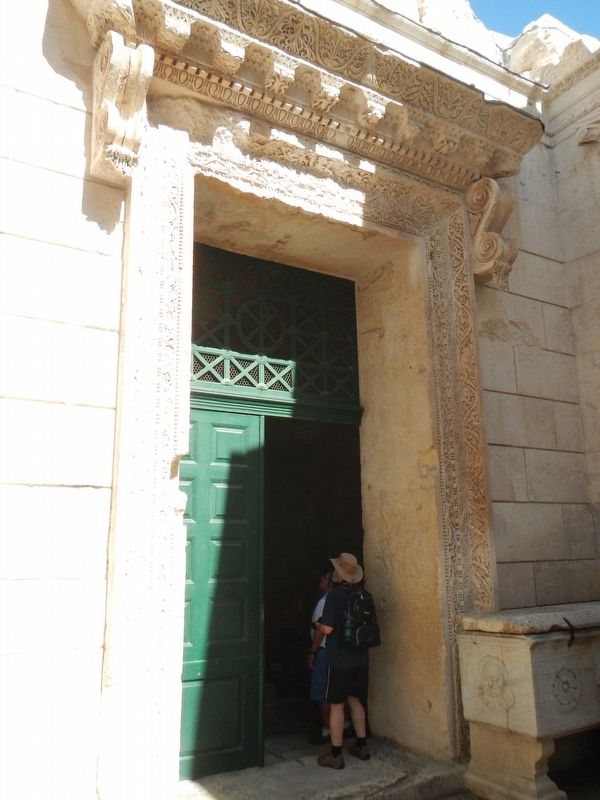 Entrance to the Jupiter Temple image. Click for full size.