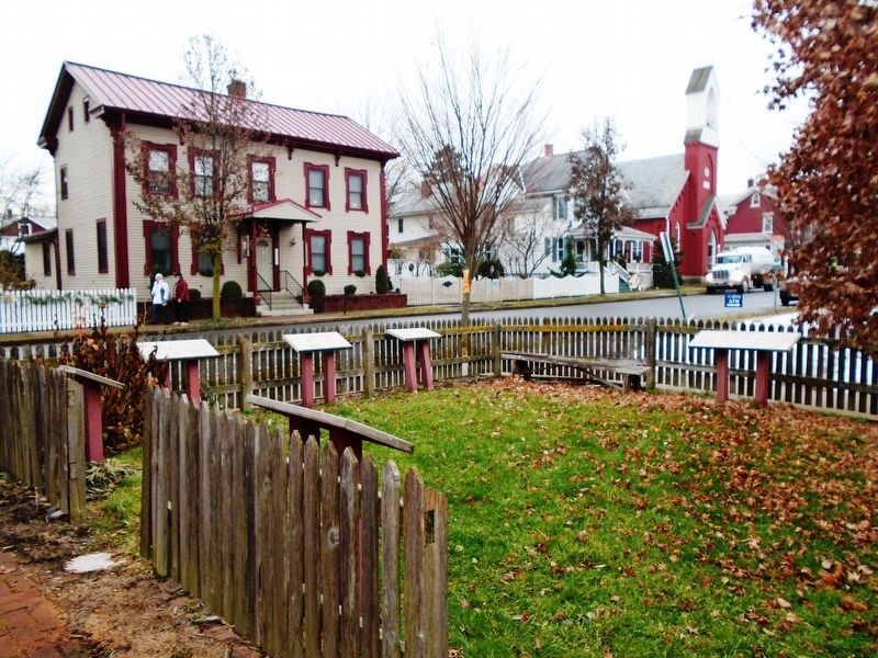 Hints to Dating a Pre-1850 Building Marker image. Click for full size.