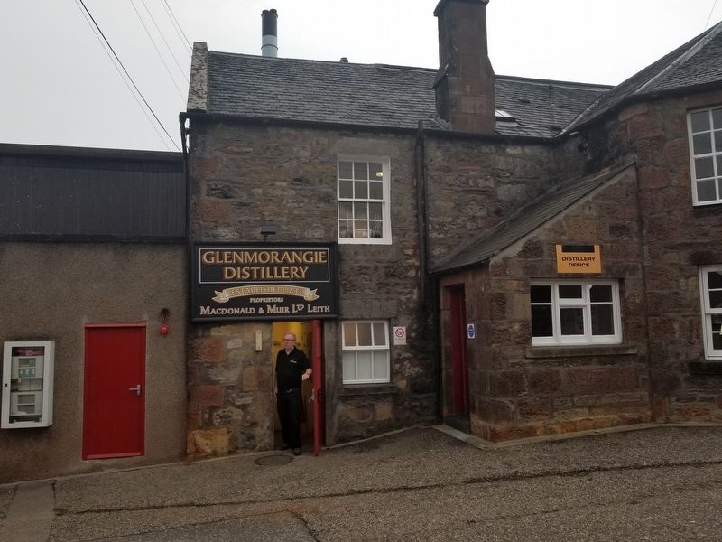 Glenmorangie Distillery image. Click for full size.