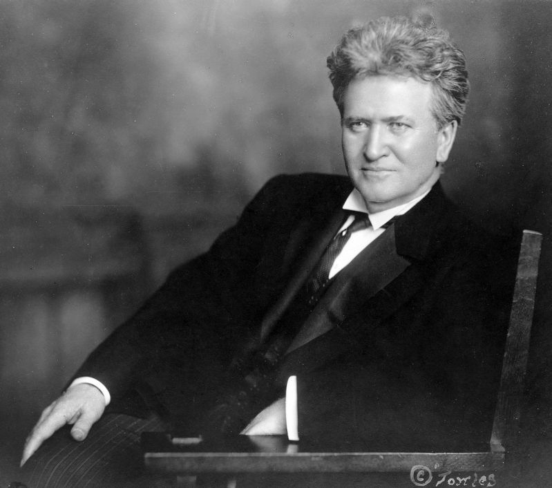 Robert M. La Follette<br>1911. Click for full size. Robert M. La Follette<br>1911 image. Click for full size.