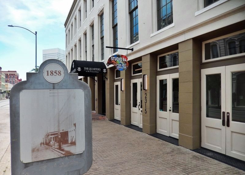 Berlocher Row Marker (<i>side 2; looking east along Mechanic Street; building on right</i>). Click for full size. Berlocher Row Marker (<i>side 2; looking east along Mechanic Street; building on right</i>) image. Click for full size.