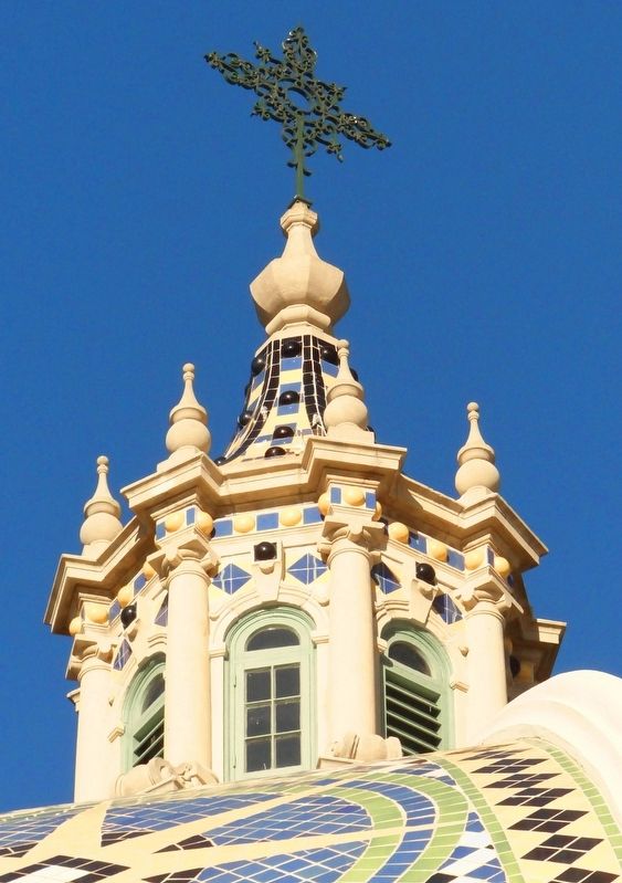 Cupola of California Building image. Click for full size.