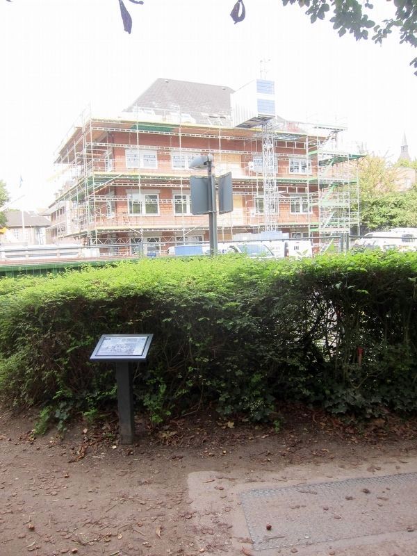 Munke M�lle / Monks' Mill Marker - wide view image. Click for full size.
