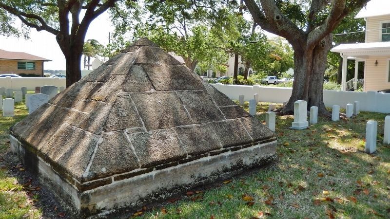 Major Dade Memorial Pyramid, St. Augustine National Cemetery image. Click for full size.