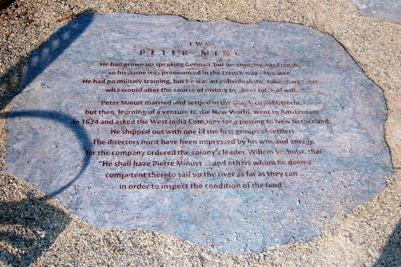 New Amsterdam Plein: Two Marker. Click for full size. New Amsterdam Plein: Two Marker image. Click for full size.