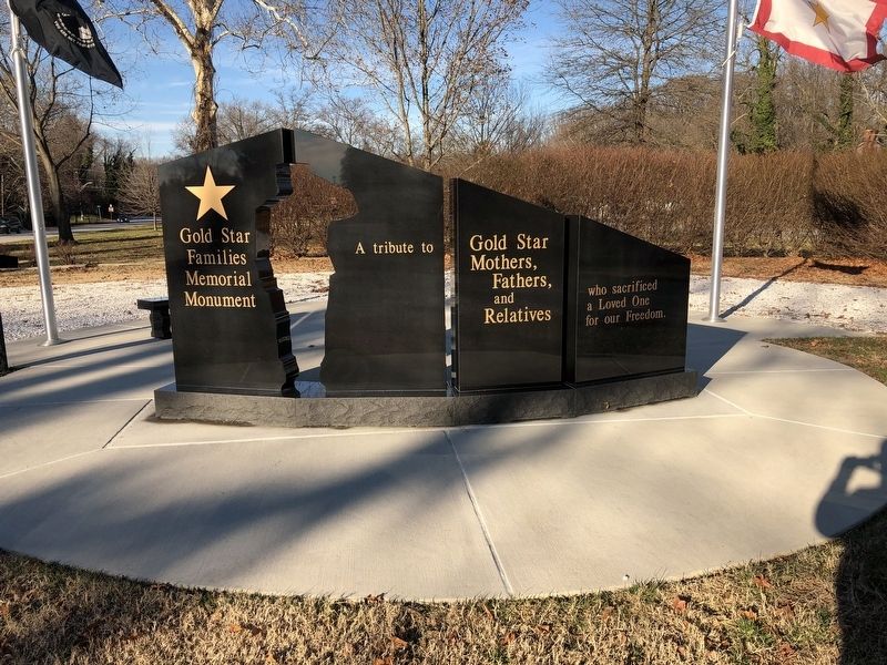 Gold Star Families Monument (Front) image. Click for full size.