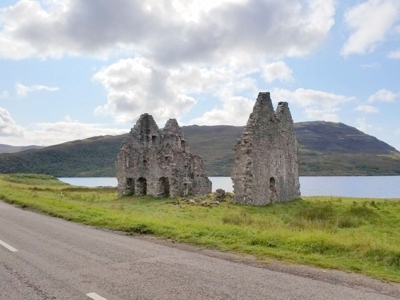Ruins of Calda House image. Click for full size.