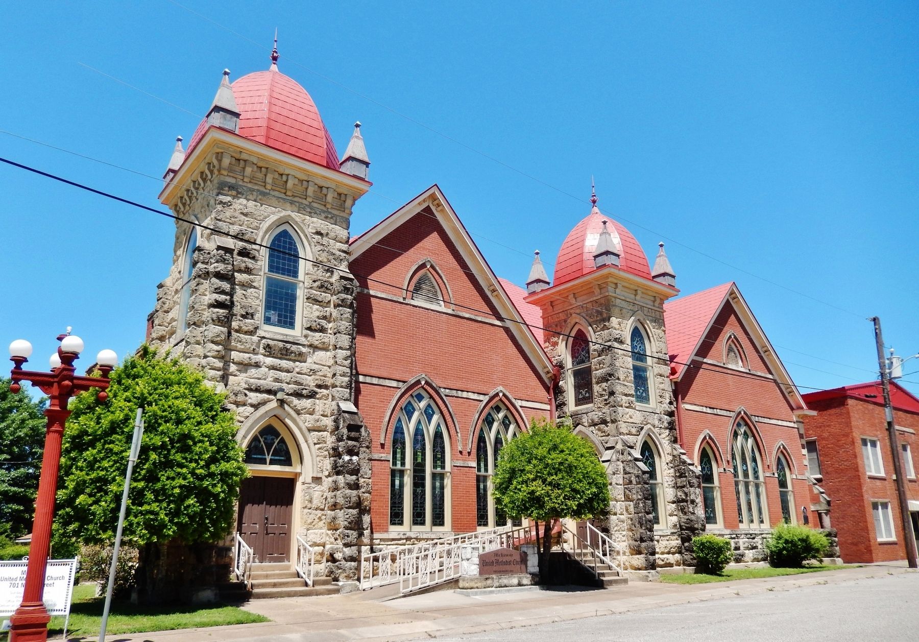 McKenzie Methodist Church (<i>southeast corner</i>) image. Click for full size.