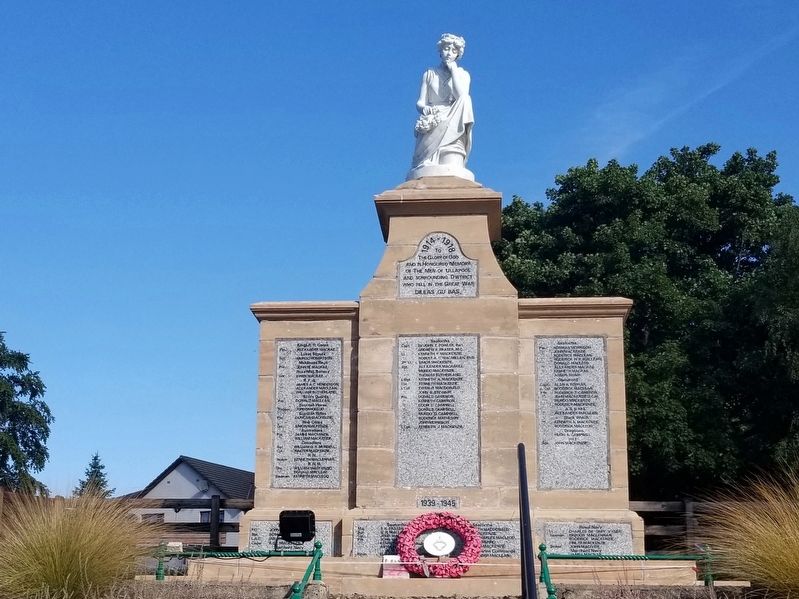 Ullapool War Memorial image. Click for full size.