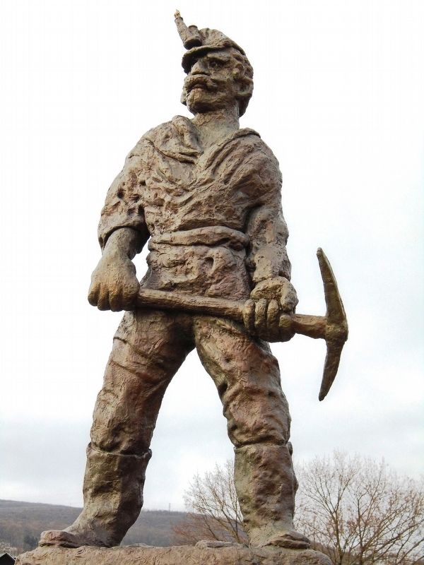 Olyphant Coal Miners Memorial Statue image. Click for full size.