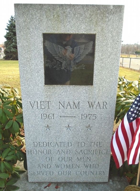 Viet Nam War Memorial image. Click for full size.