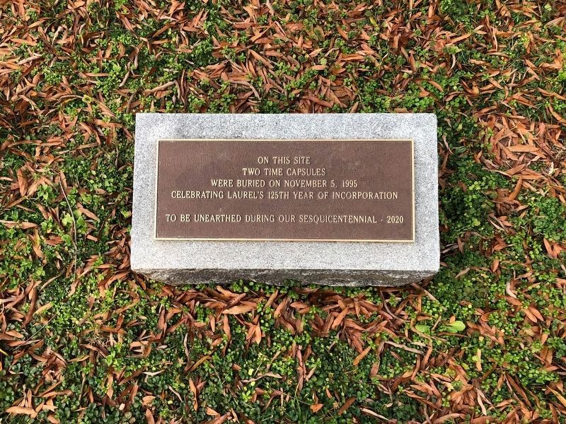 Plaque commemorating two time capsules nearby image. Click for full size.