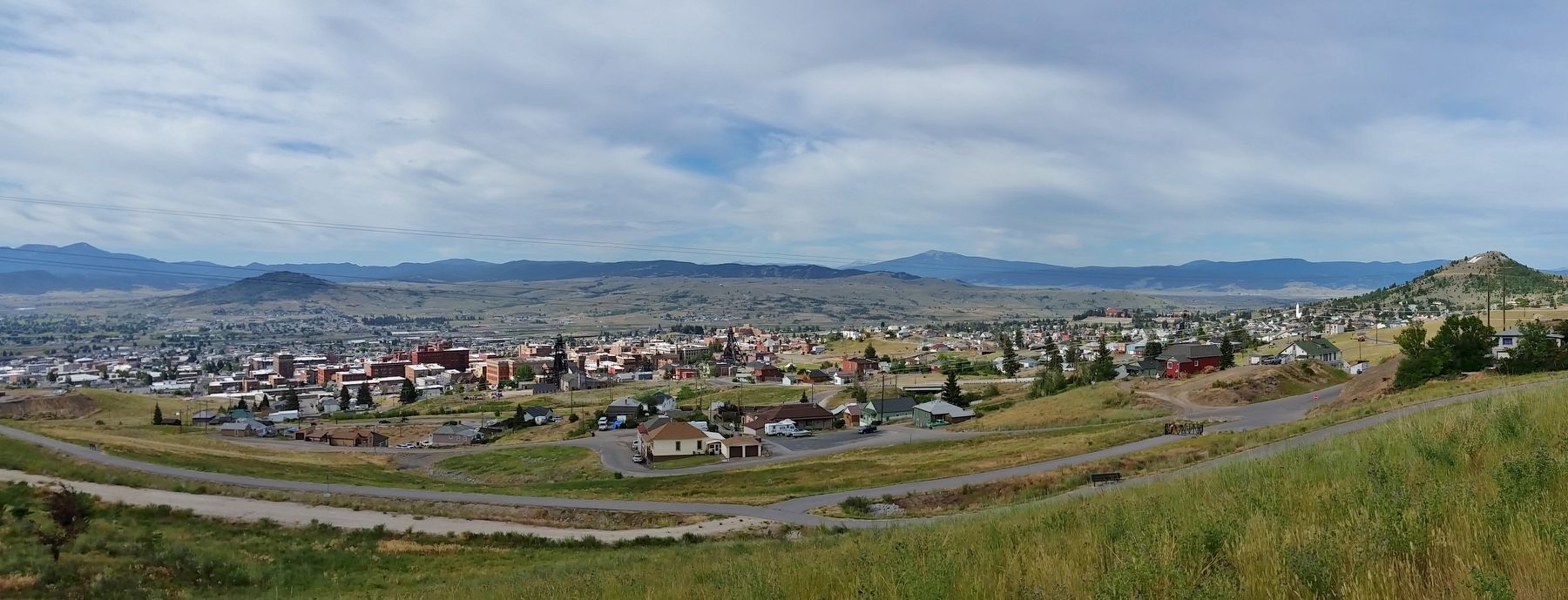 View of Butte, Montana (<i>looking south from marker</i>). Click for full size. View of Butte, Montana (<i>looking south from marker</i>) image. Click for full size.