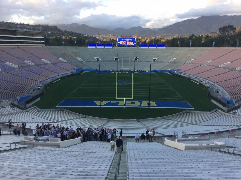 Rose Bowl. Click for full size. Rose Bowl image. Click for full size.
