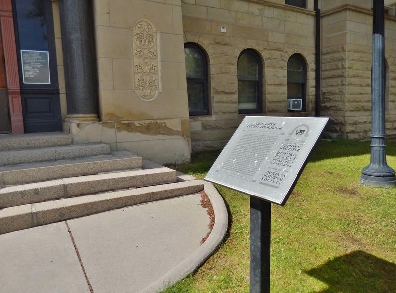 Deer Lodge County Courthouse Marker (<i>wide view; courthouse main entrance in background</i>) image. Click for full size.