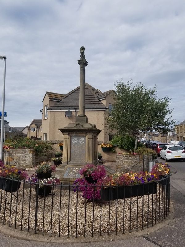 Burghead War Memorial image. Click for full size.