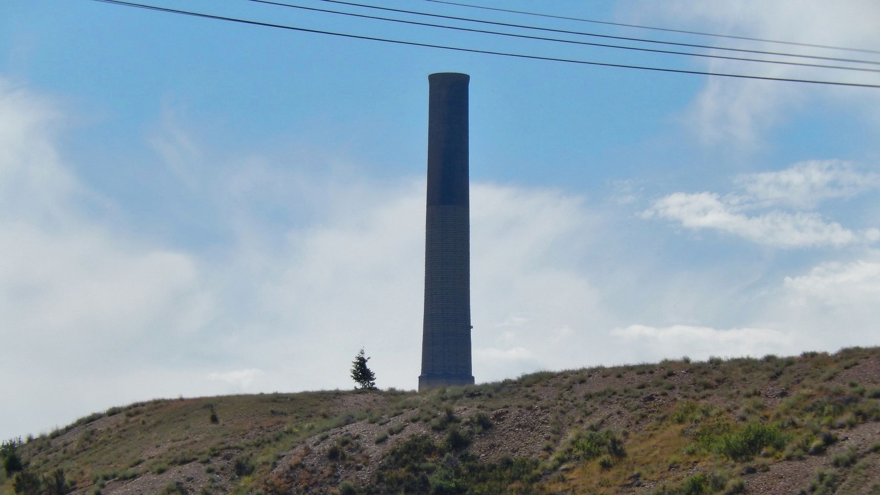 Washoe Smelter Stack (<i>view from marker</i>) image. Click for full size.
