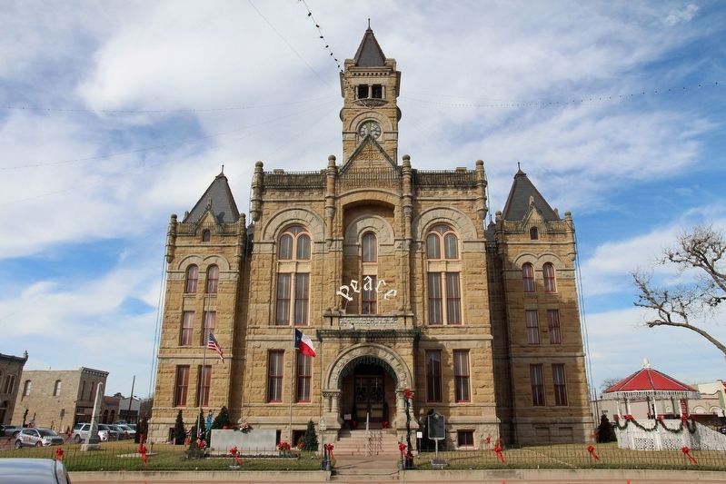 Lavaca County Courthouse South Facade image. Click for full size.