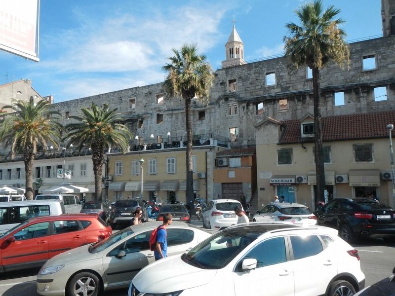 Dioklecijanova Palača, south side image. Click for full size.