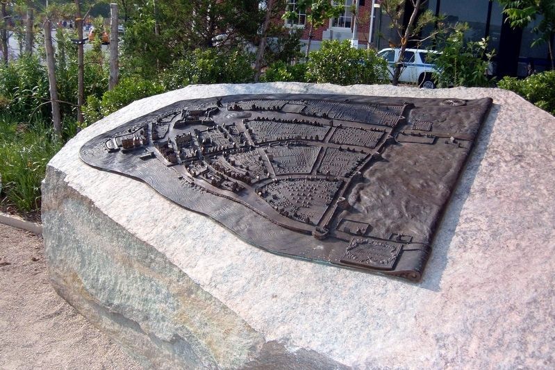 Bronze relief map of Niew Amsterdam. Click for full size. Bronze relief map of Niew Amsterdam image. Click for full size.