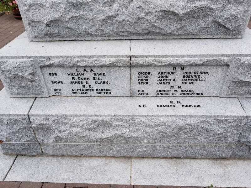 Inverurie War Memorial image. Click for full size.
