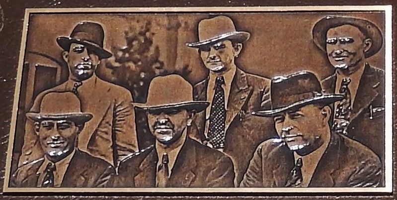 Marker detail: Bas-relief sculpture of Law Enforcement Officials image. Click for full size.