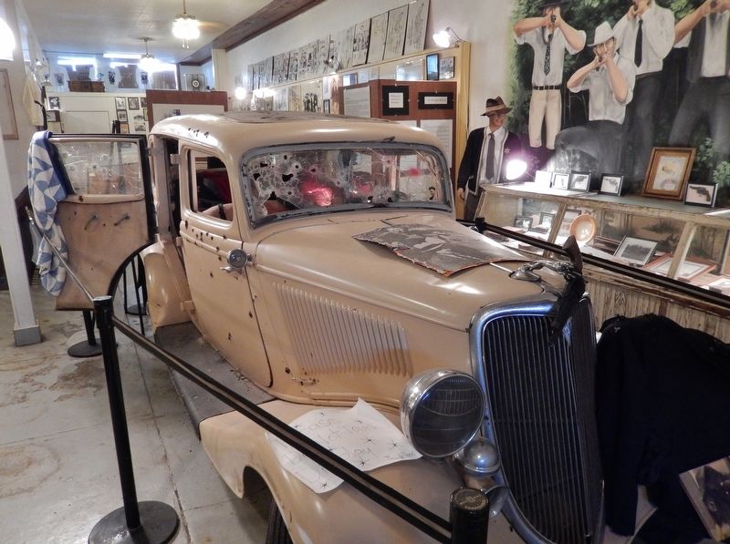 Bonnie and Clyde Ambush Vehicle image. Click for full size.