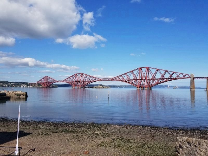 The Forth Bridge image. Click for full size.